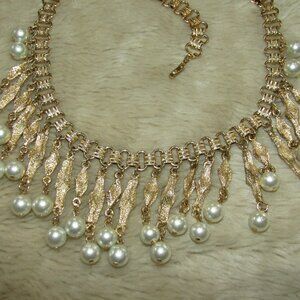 Vintage Coro Pearl Drop Bib Necklace